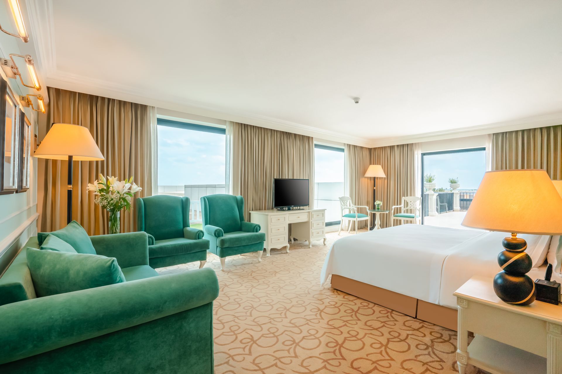 The bedroom of a Kingsbury suite at The Kingsbury Colombo