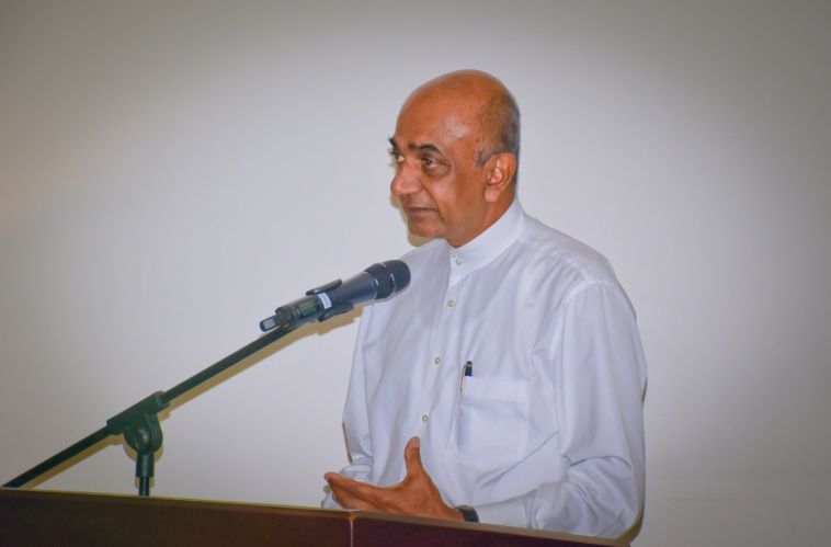 Lalin Samarawikrama giving a speech at The Kingsbury Hotel