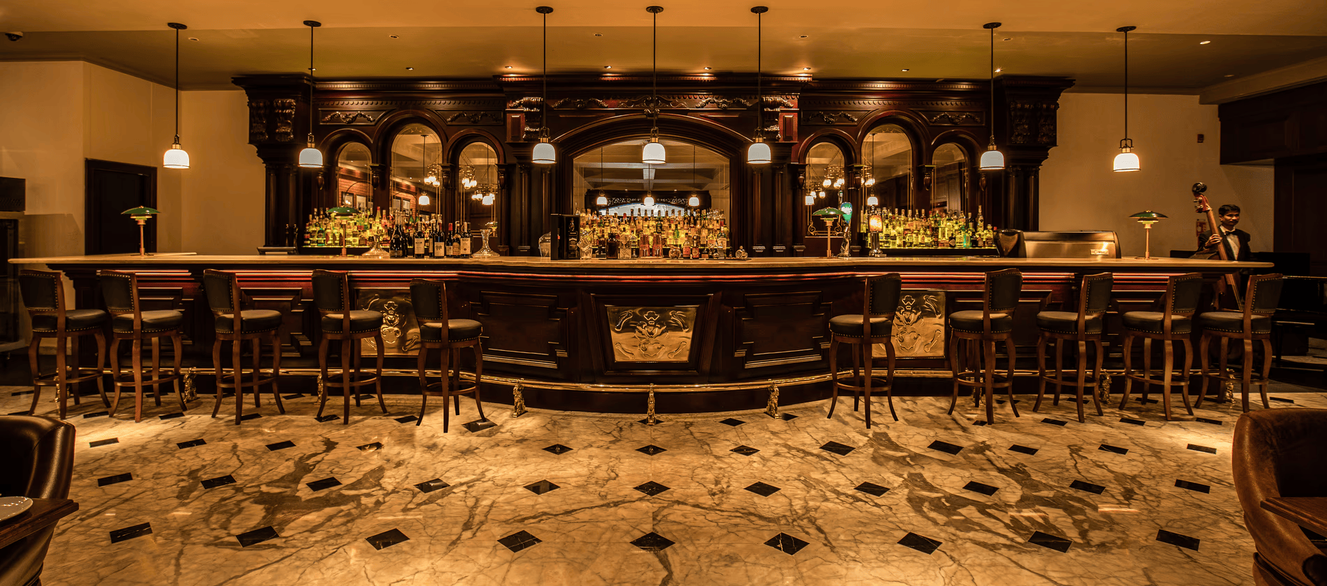 The bar counter of a bar at The Kingsbury Colombo